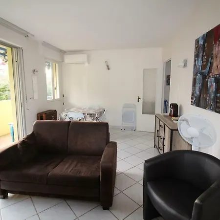 Apartment Nice Les Pins Parasols